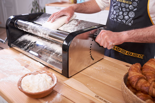 Manual Dough Sheeter â Precision Dough Roller for Pizza, Pastry, Fondant & More â Portable and Durable for Home & Business