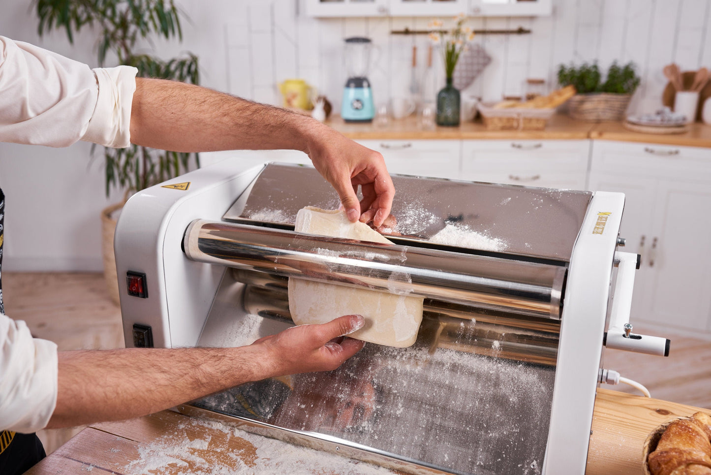 Electric Dough Sheeter – High-Capacity Dough Rolling Machine for Pizza, Pastry, and More – Ideal for Home and Commercial Kitchens